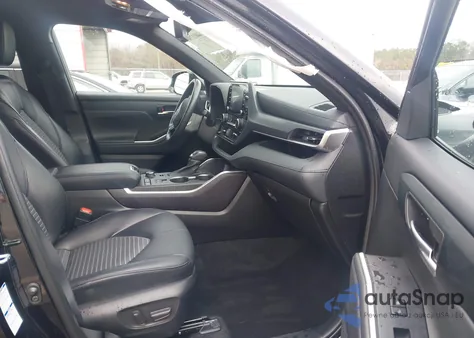 2022 Toyota Highlander Xse z USA, uszkodzony, nr VIN 5TDLZRBH1NS189420